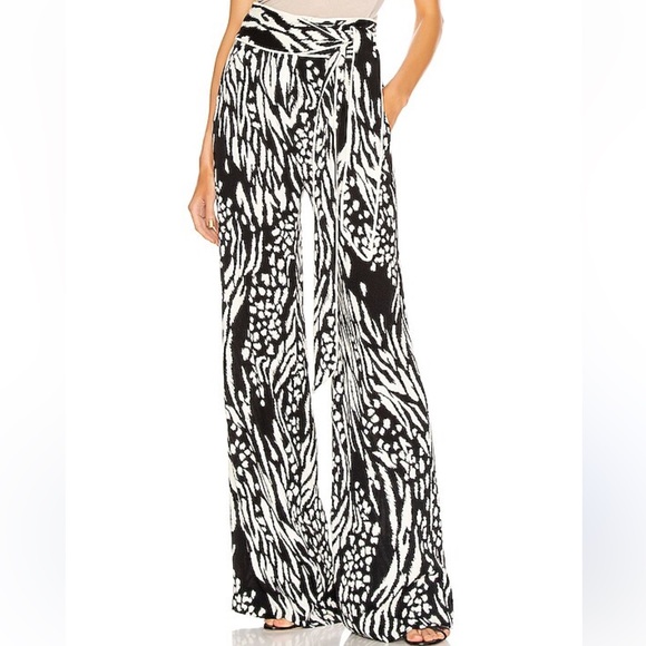 VERONICA BEARD Curtis Pant Black + Bone Color Size 2